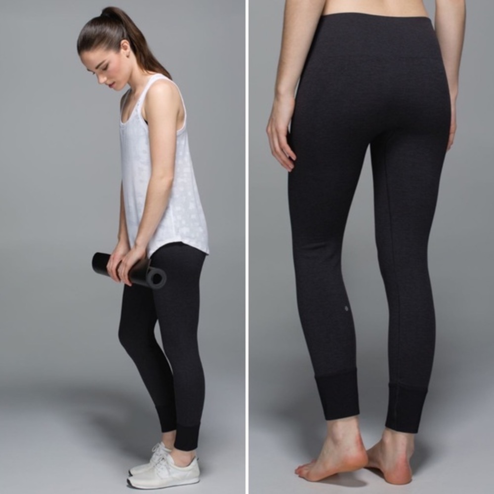 Lululemon Ebb To Street Pant
Heathered Black